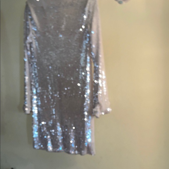 Wild Fable lined bell sleeve  Sequin Long Sleeve Dress - Picture 3 of 5